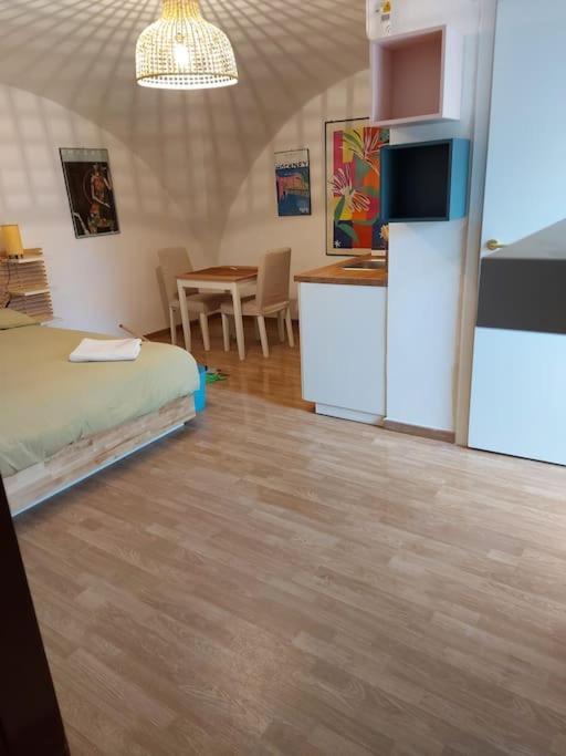 Quintino Sella 175 Foresteria Matisse Bari Eksteriør bilde